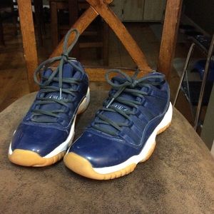 Jorden 11